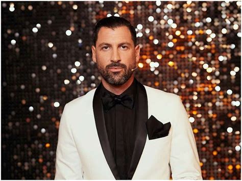 Maksim Chmerkovskiy Bio, Age, Height, Wife, Net。